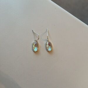 silver kendra scott earrings